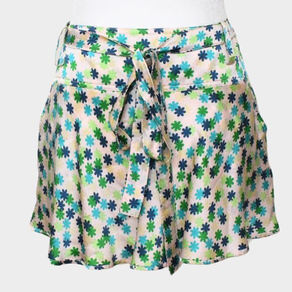 Patrizia Pepe Dresses & Skirts - PATRIZIA PEPE %100 Silk Mini Floral Skirt Size 6